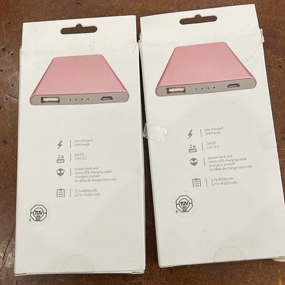 DUSTY PINK Vital 4000mAh Super Slim Power Bank - Picture 3 of 3